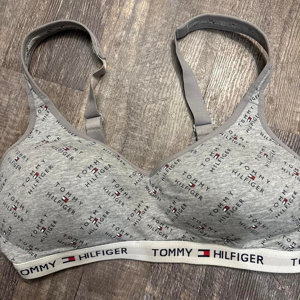 Tommy Hilfiger size large grey sports bra